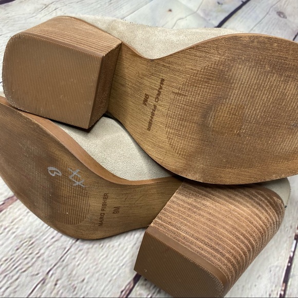 MARC FISHER Ankle Boots - Picture 5 of 8